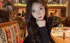 俄罗斯女人Z0ZOZO